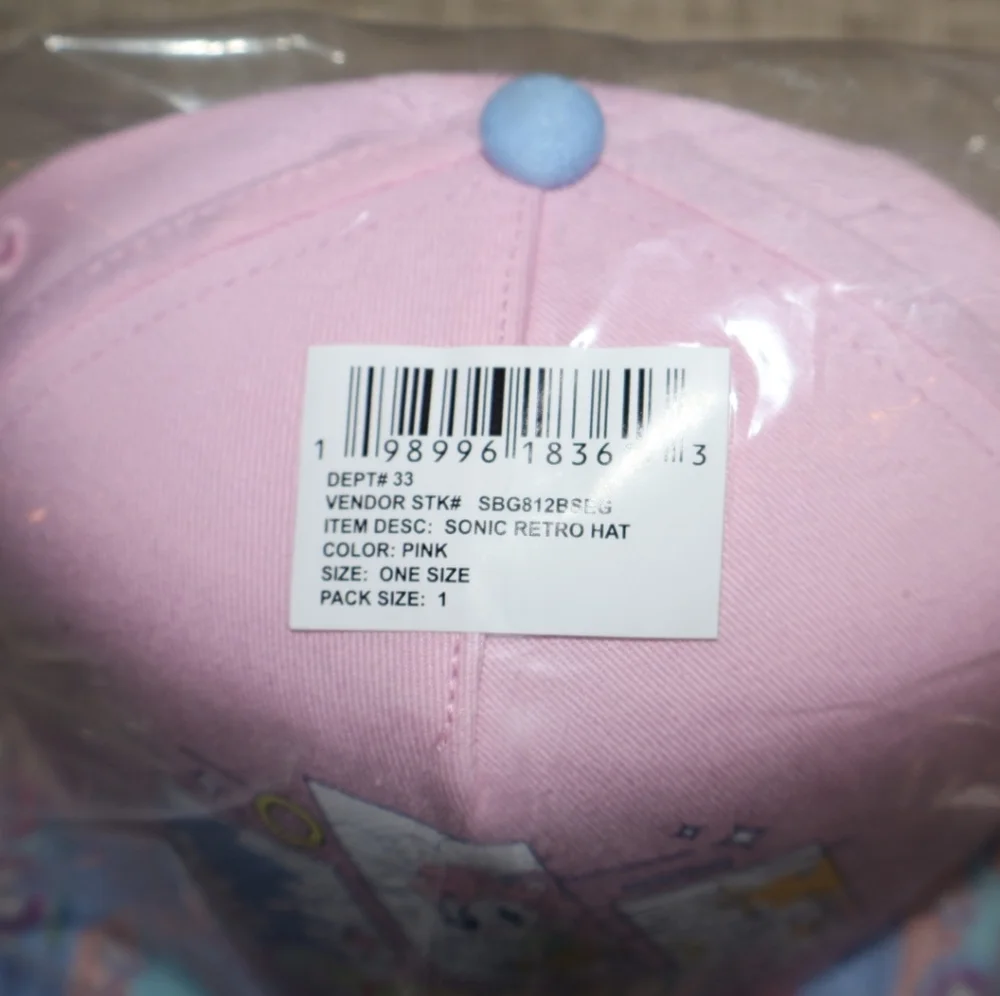 Sonic Retro Youth Snapback Hat-Pink & Blue. OSFM. NWT.